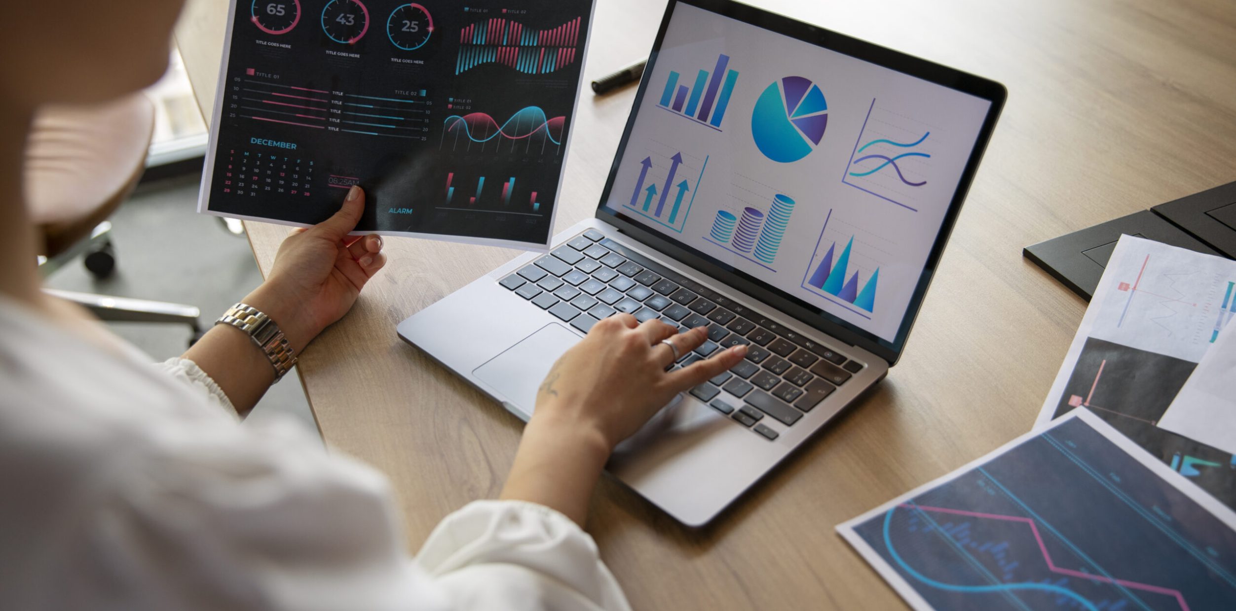 office-workers-using-finance-graphs